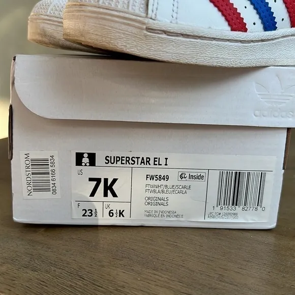 Adidas Red White &amp; Blue Superstarts❤️🤍💙