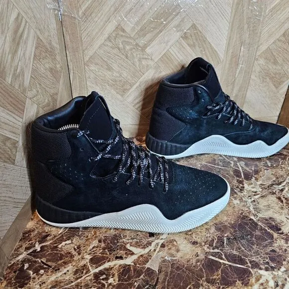 Adidas Youth Tubular Instinct suade running shoes size 6y.   193