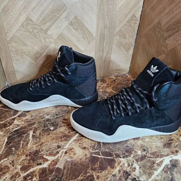 Adidas Youth Tubular Instinct suade running shoes size 6y.   193