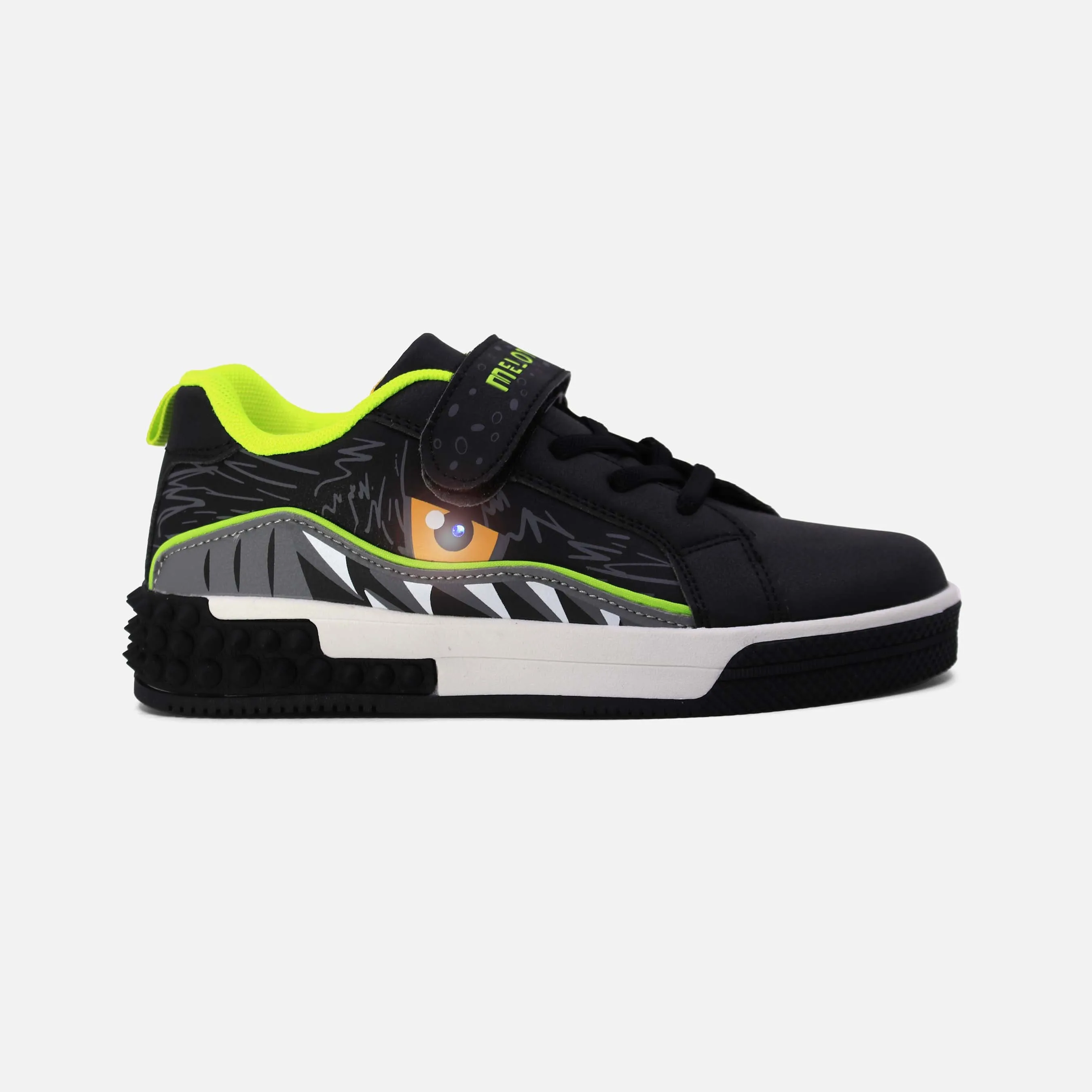 BOYS LIGHT VELCRO SHOES