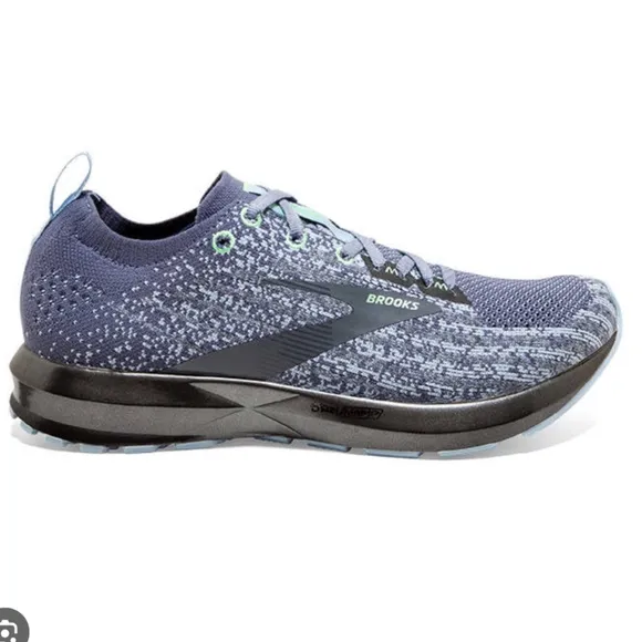Brooks Womens Levitate 3