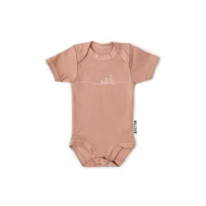 Cache-couche personnalisé PRÉNOM - rose blush à manches courtes