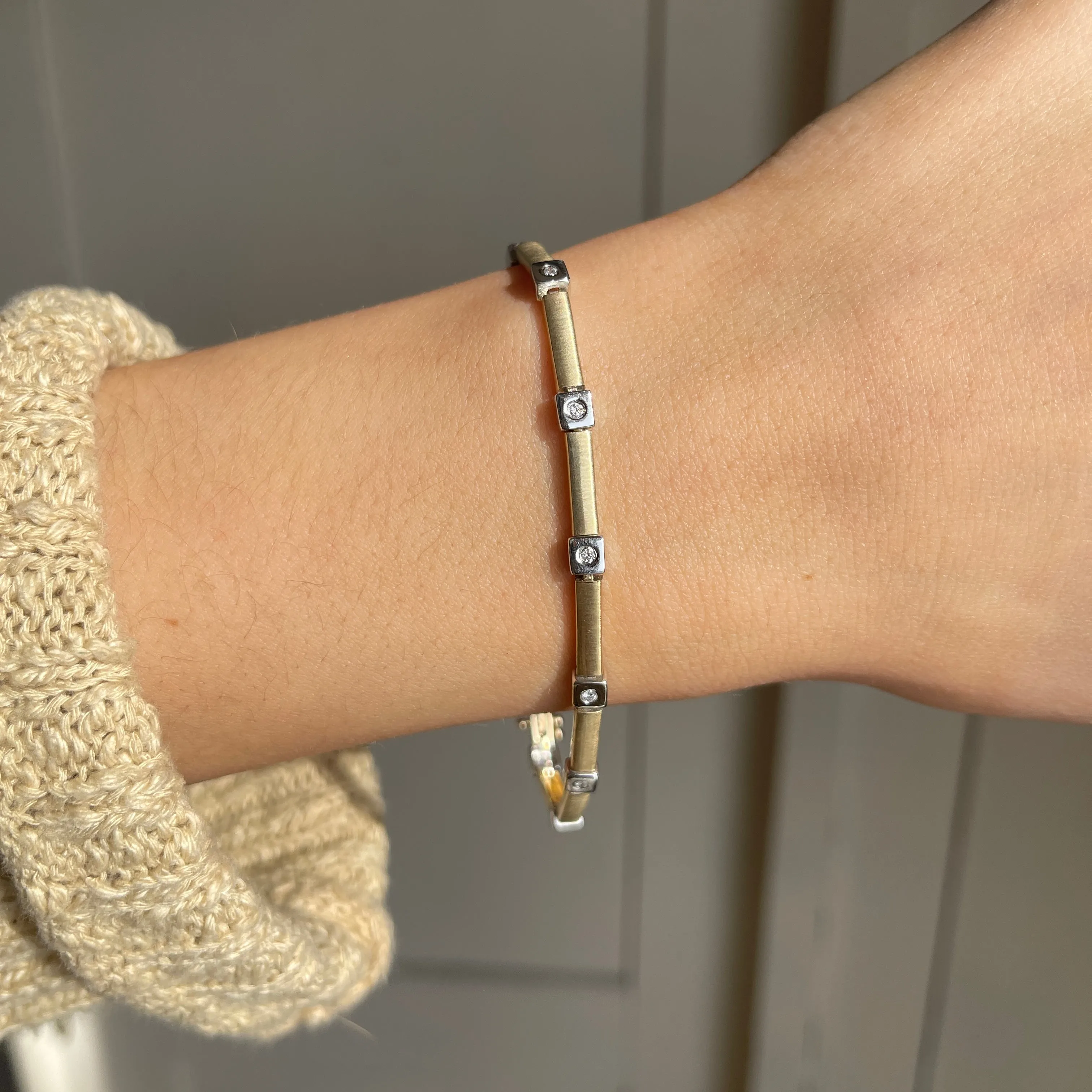 Estate 14KT Yellow Gold Gypsy Diamond Line Matte Tennis Bracelet
