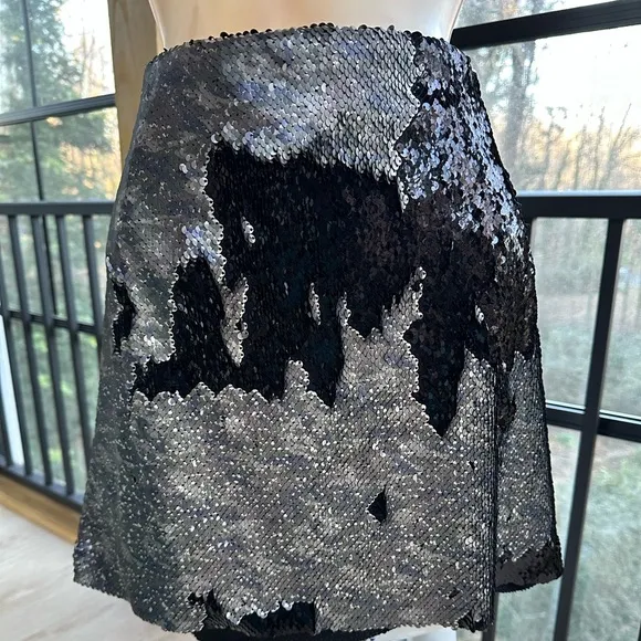 Free People Changeable Black &amp; Silver “Camo” Sequin “Night Out” Skirt ~ 8