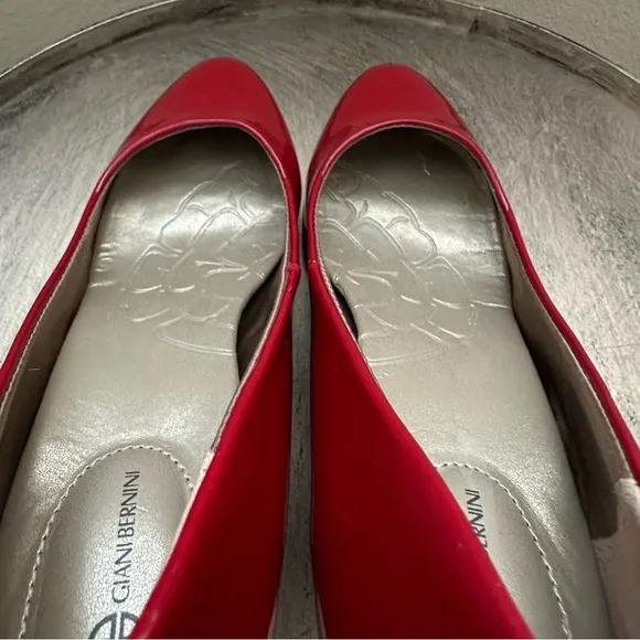 Giani Bernini Red Patent Vegan Leather Round Toe Heels Size 7M