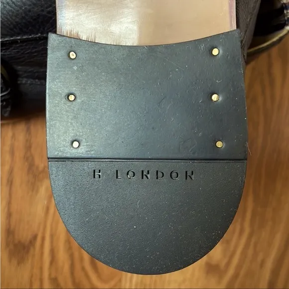 Hudson London shoes size 42 EU size 9 US