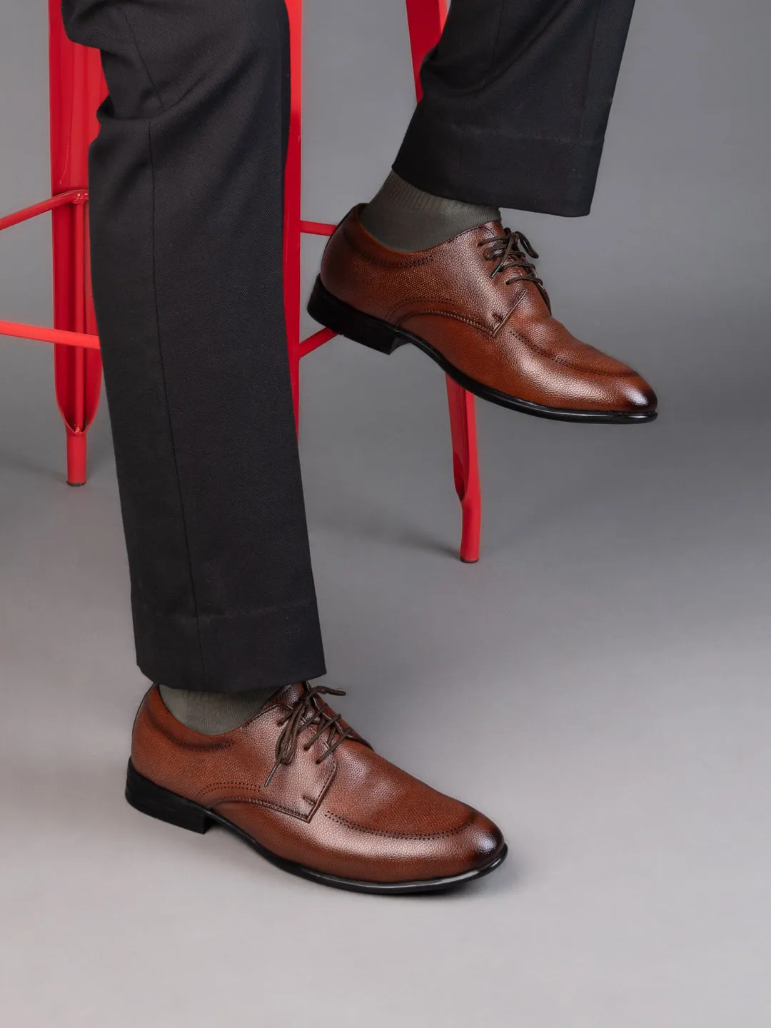 Hydes N Hues Men Brown Lace-ups with Black Sole