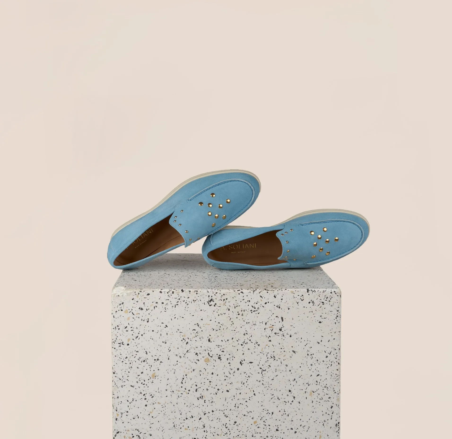 Lisa Studded - Sky Blue