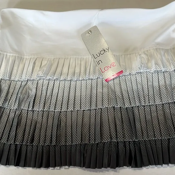 Lucky in Love Ultra Wave Pleated Jersey Tennis Skort Black Ombre Multi XL NWT