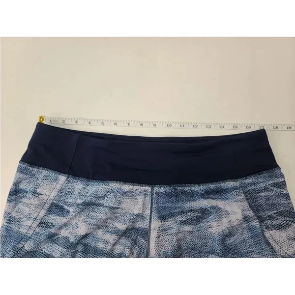 Lululemon Run Times Short II 4&quot; Mesh Scape Multi/True Navy Size 10 Womens