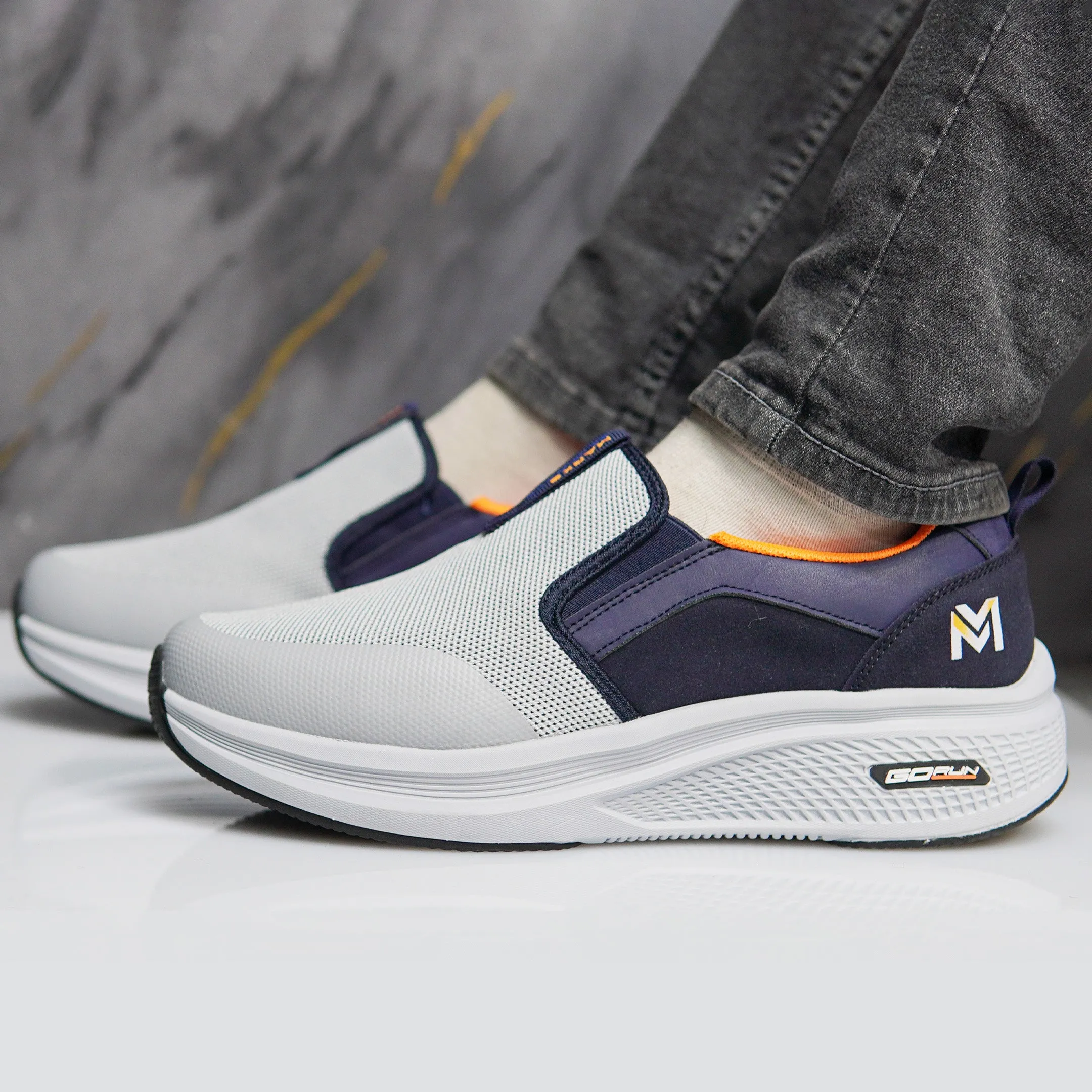 MF Skechers GO RUN: Max Cushioning & Air-Cooled Memory Insole – Shop in Pakistan - 2420
