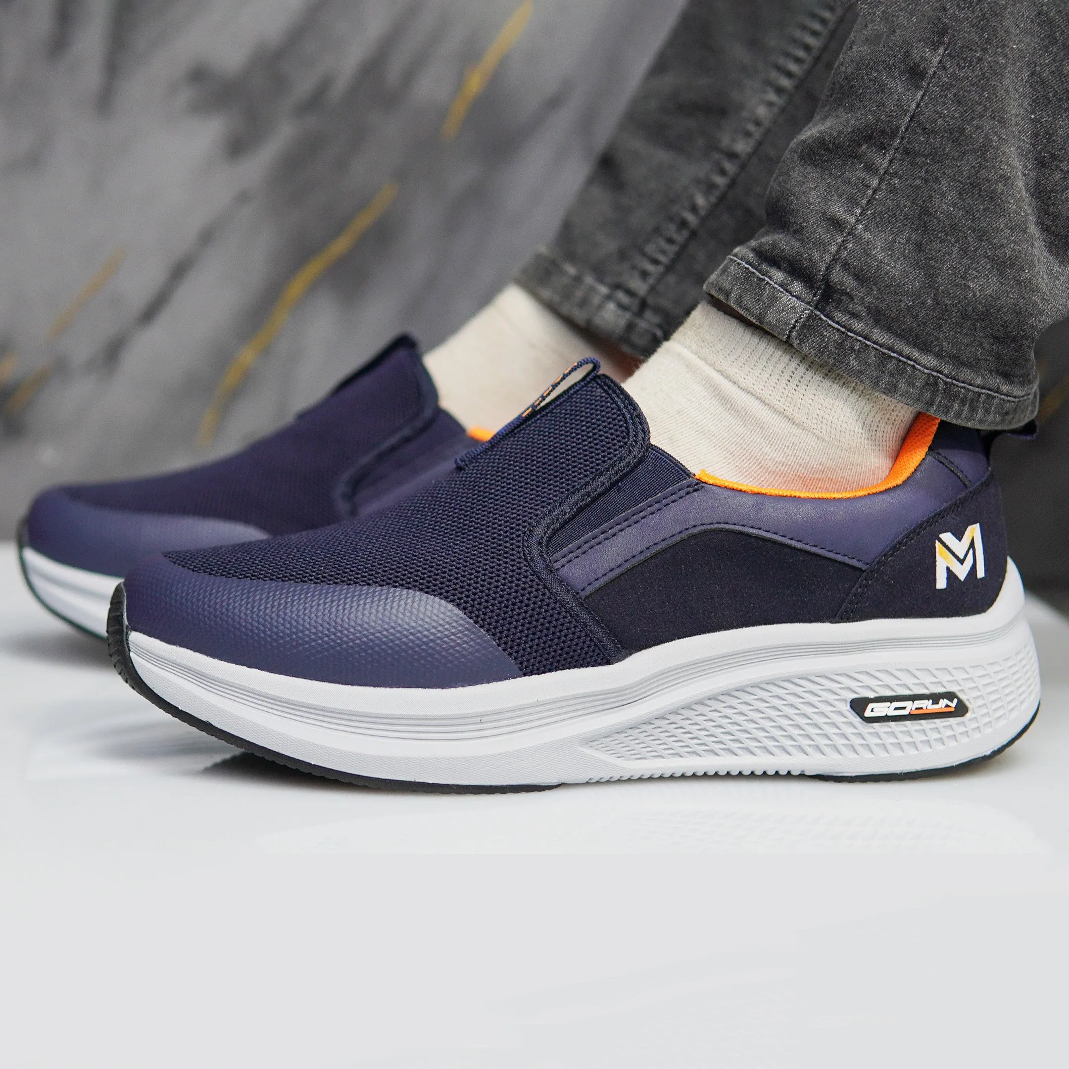 MF Skechers GO RUN: Max Cushioning & Air-Cooled Memory Insole – Shop in Pakistan - 2420