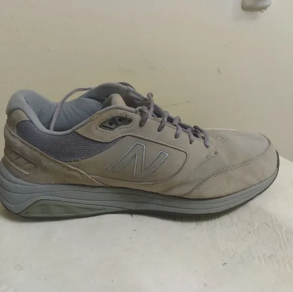 New Balance MW928GY3 Mens Gray Leather Sneakers Shoes Sz 11 2E