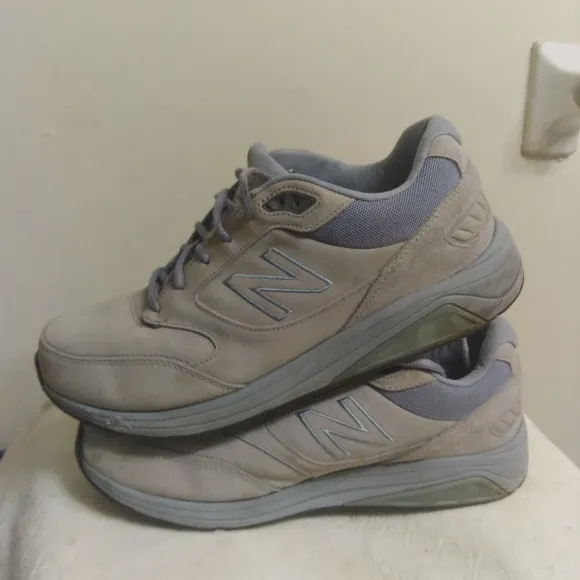 New Balance MW928GY3 Mens Gray Leather Sneakers Shoes Sz 11 2E