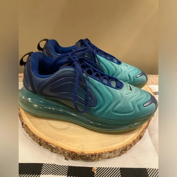 NIKE AIR MAX 720 (GS) Athletic Shoes “Sea Forest” AQ3196-400 Size 6.5Y