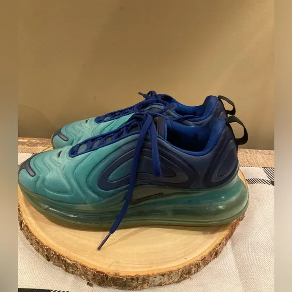 NIKE AIR MAX 720 (GS) Athletic Shoes “Sea Forest” AQ3196-400 Size 6.5Y