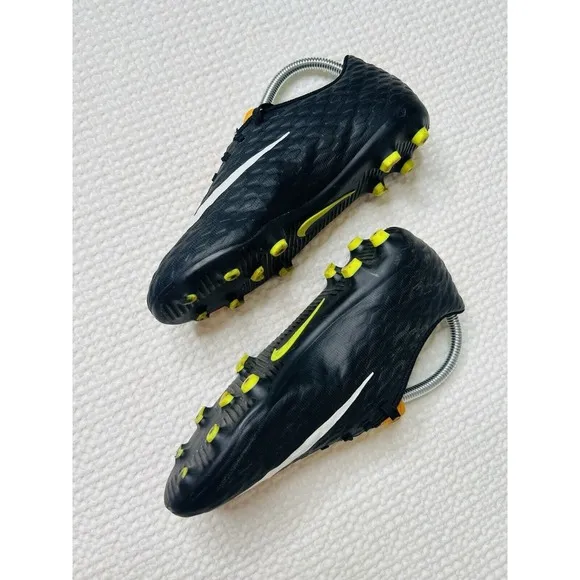 Nike Kids Jr Hypervenom Phelon III FG Soccer Cleats Black 852595-801 Size 5Y