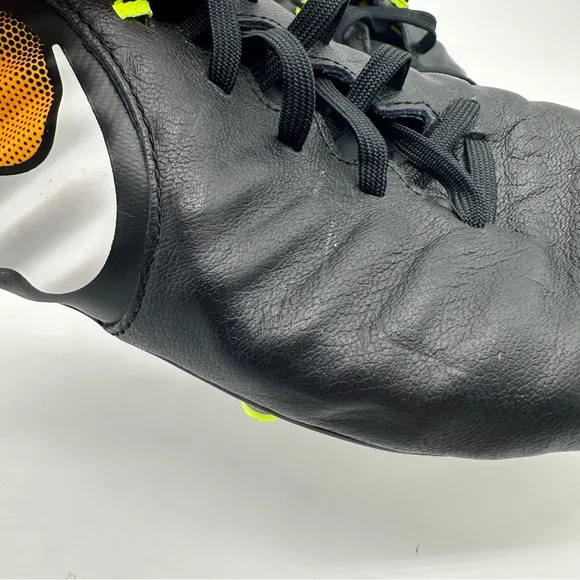 Nike Tiempo ligera IV Fg Soccer Cleats Mens Size 7.5 (897744-008)‎ Black