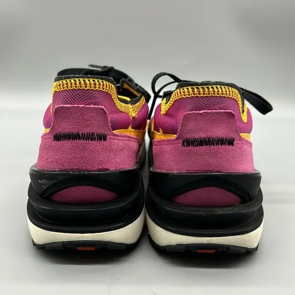 Nike Waffle One Active Fuchsia men’s sz 9.5