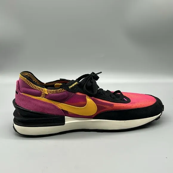 Nike Waffle One Active Fuchsia men’s sz 9.5