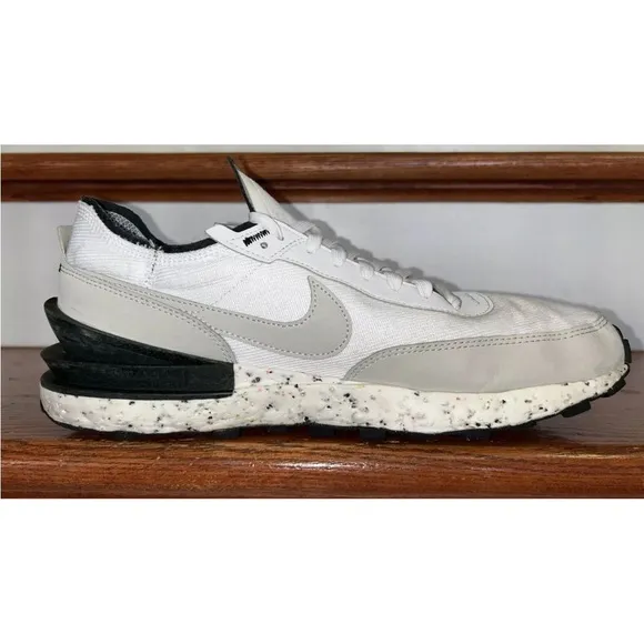 Nike Waffle One Crater Sneakers White Light Bone Mens Size 12 Running Shoes