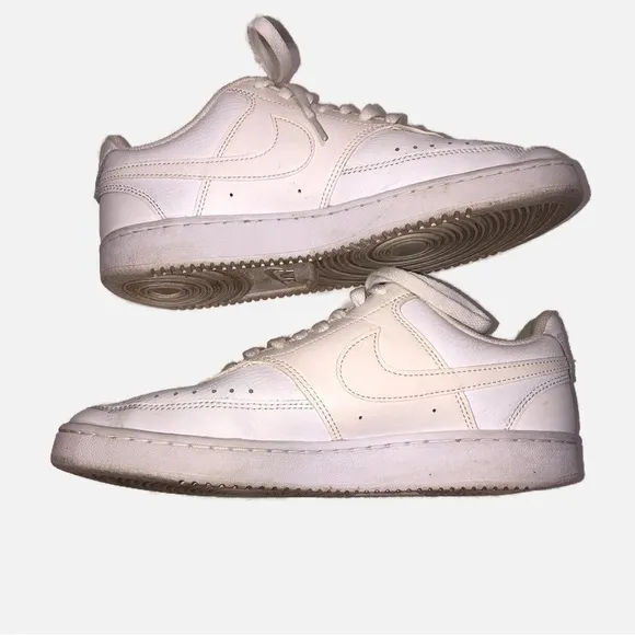 Nike Womens Court Vision Size 8.5 White Style CD5434-100 Year 2020 Low Sneaker