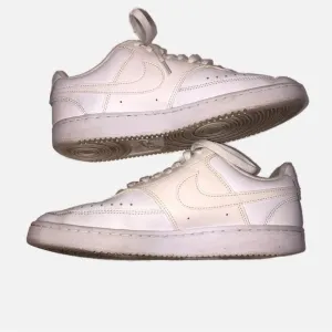 Nike Womens Court Vision Size 8.5 White Style CD5434-100 Year 2020 Low Sneaker