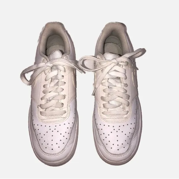 Nike Womens Court Vision Size 8.5 White Style CD5434-100 Year 2020 Low Sneaker