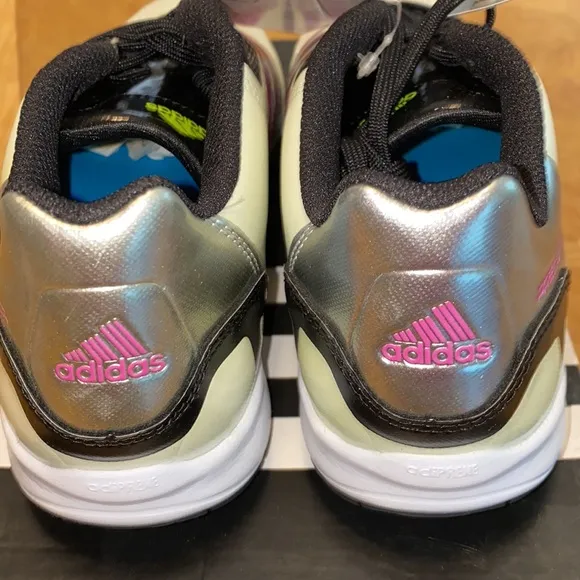 NWB!! Rare Vintage Adidas Predito TRX TF Turf Soccer Cleats Women’s Size 5