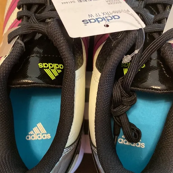 NWB!! Rare Vintage Adidas Predito TRX TF Turf Soccer Cleats Women’s Size 5