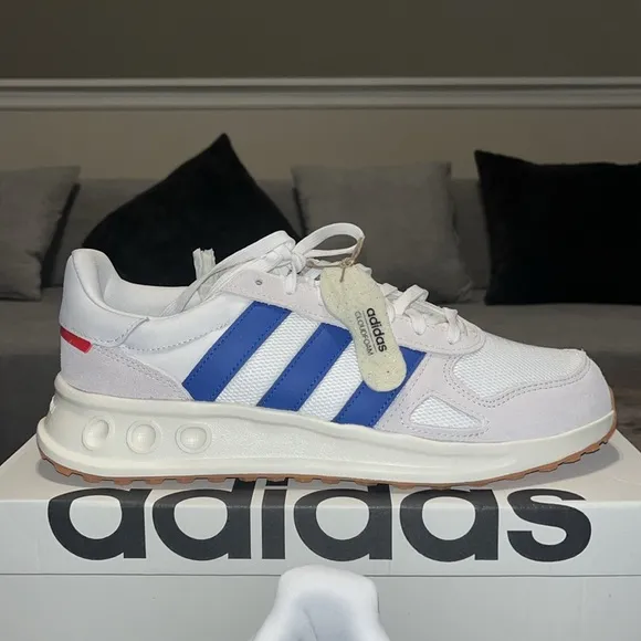 NWT Adidas Run 84 Men's Shoes IH8621