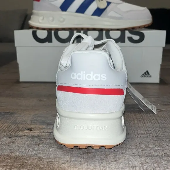 NWT Adidas Run 84 Men's Shoes IH8621