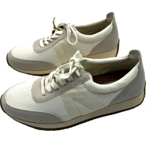 NWT MIA Womens 6.5 Kable Lace Up Sneakers Shoes Vintage Look New white taupe