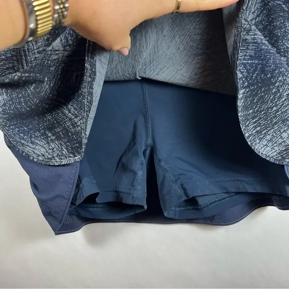 Outdoor Voices women mini tennis skort size M high waist navy blue