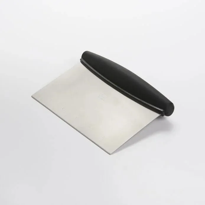 Oxo Multi-Purpose Scraper & Chopper - Fortin