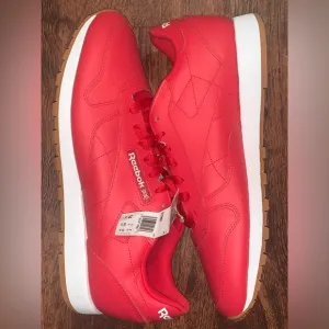 Reebok size 14