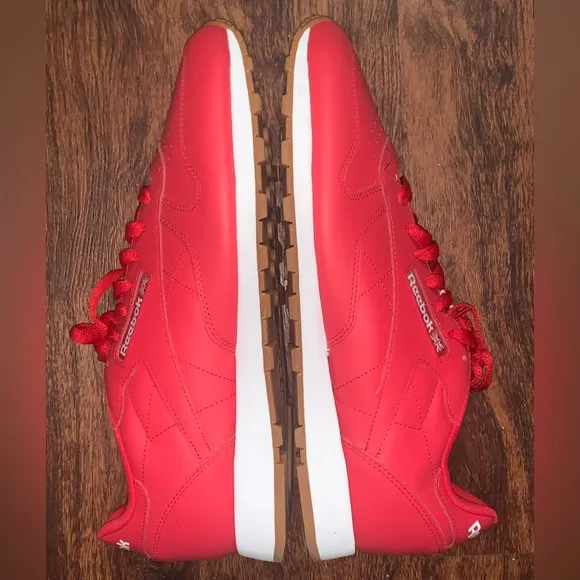 Reebok size 14