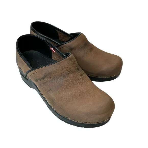 SANITA Pro. Textured Oil Women's Clog Antique Brown Size 38 EU 7 US