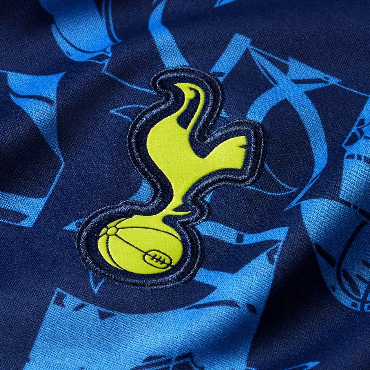 Tottenham Hotspur pre-match training Soccer set 2021/22 - Nike